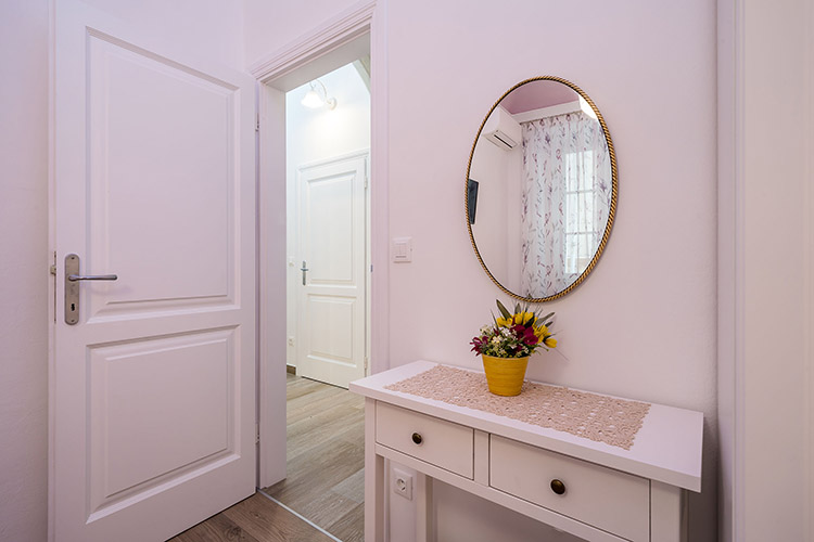 Desk in the bedroom by the entrance door